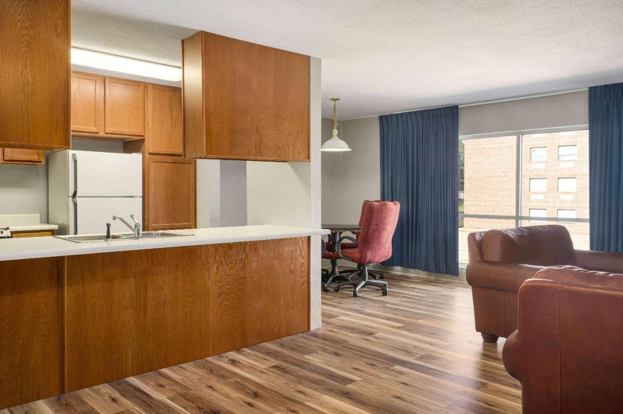 Americinn By Wyndham Branson & Conference Center المظهر الخارجي الصورة