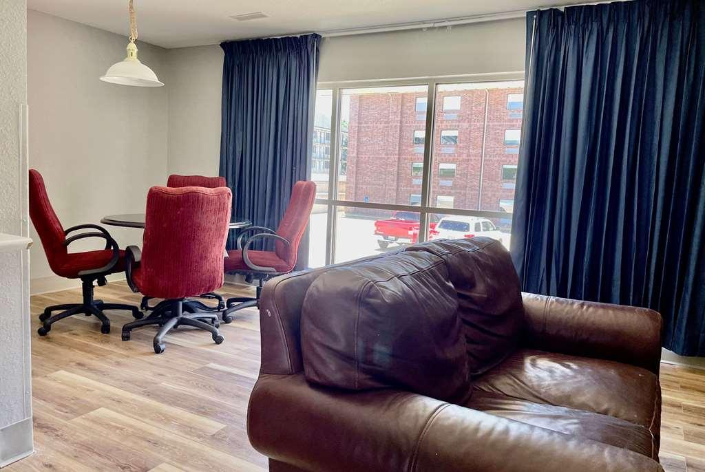 Americinn By Wyndham Branson & Conference Center الغرفة الصورة